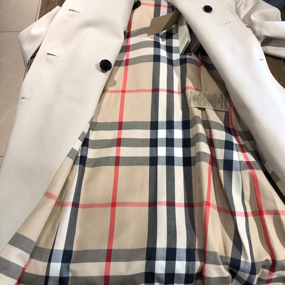 Burberry trend Coat